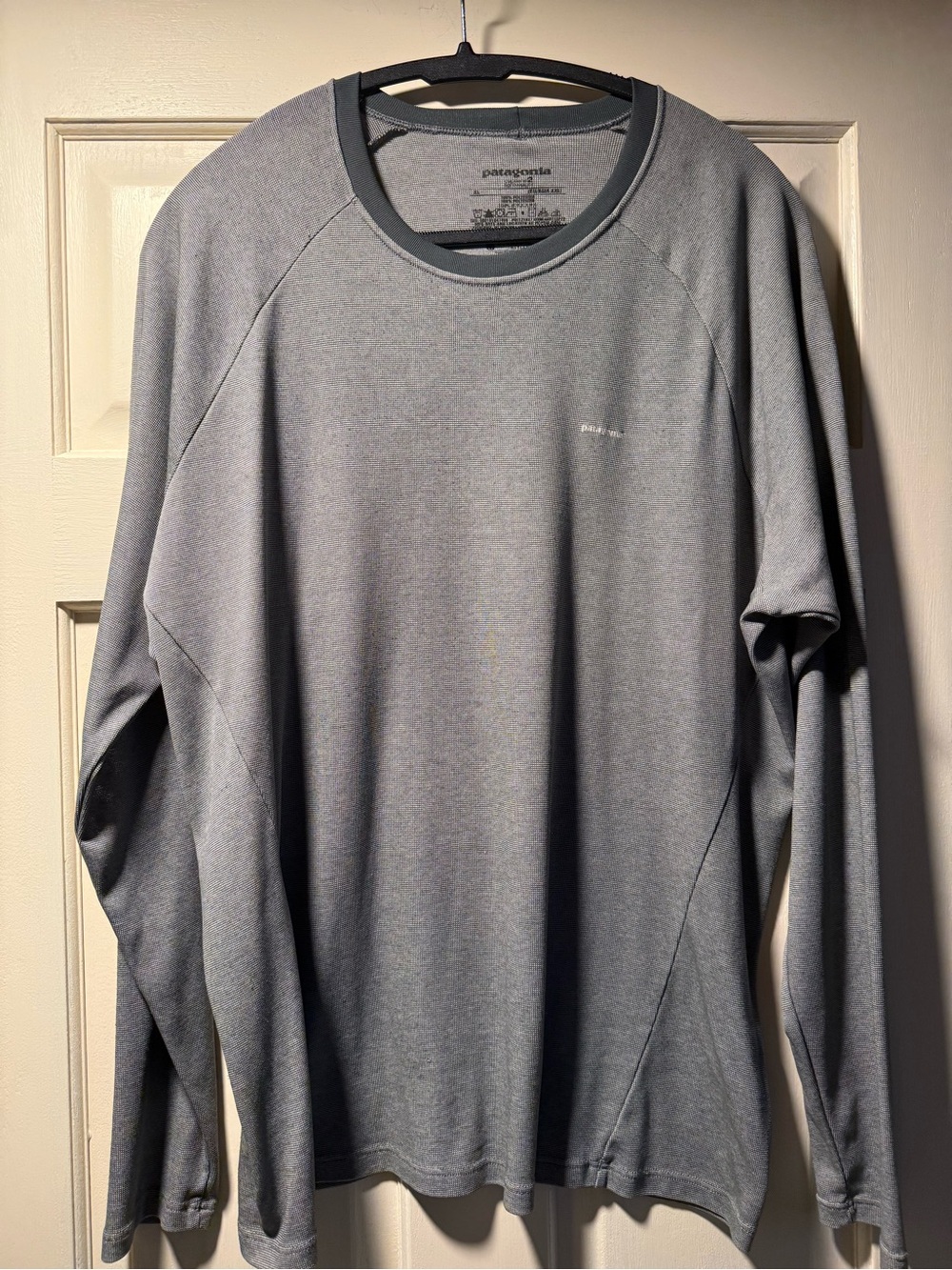 Patagonia Capilene Long Sleeve Base Layer Gray XL